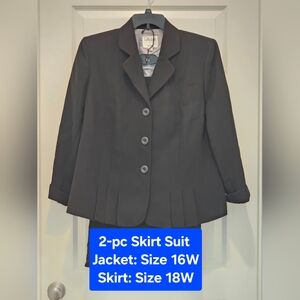Collections for Le Suit 2-pc Skirt Suit, NWT